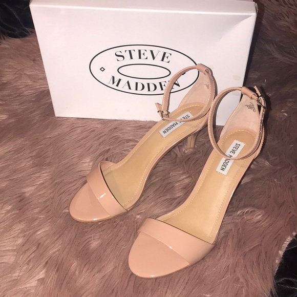 Steve Madden Shoes - Steve Madden Fantsie Ankle Strap Sandals